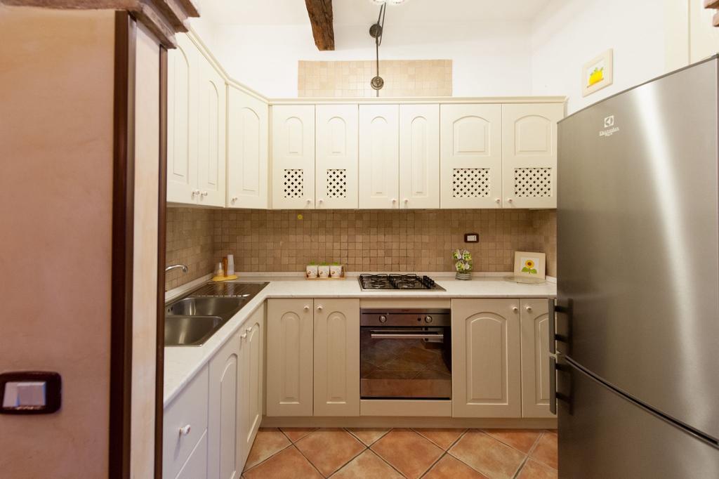 Bed And Breakfast Mblo Fondi Ngoại thất bức ảnh