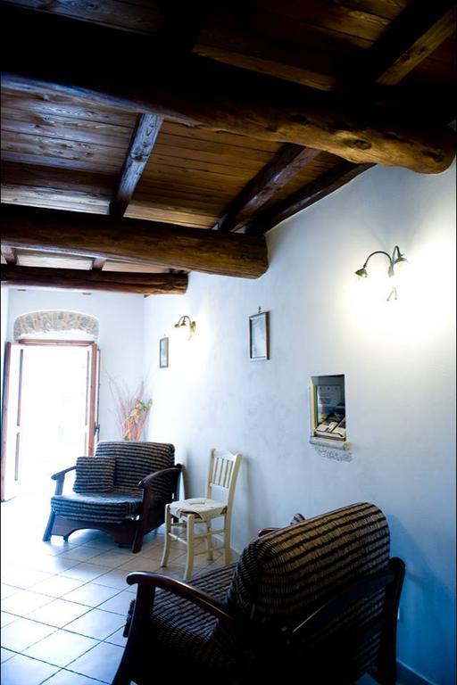 Bed And Breakfast Mblo Fondi Ngoại thất bức ảnh