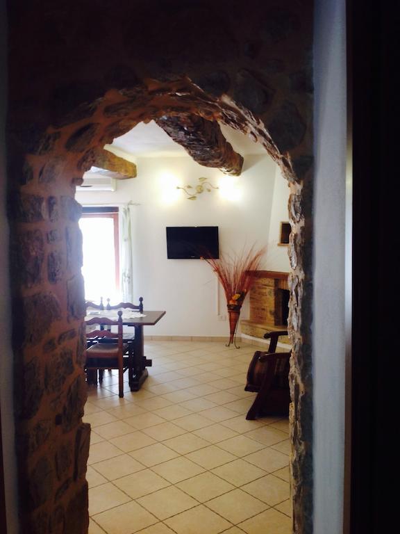Bed And Breakfast Mblo Fondi Ngoại thất bức ảnh
